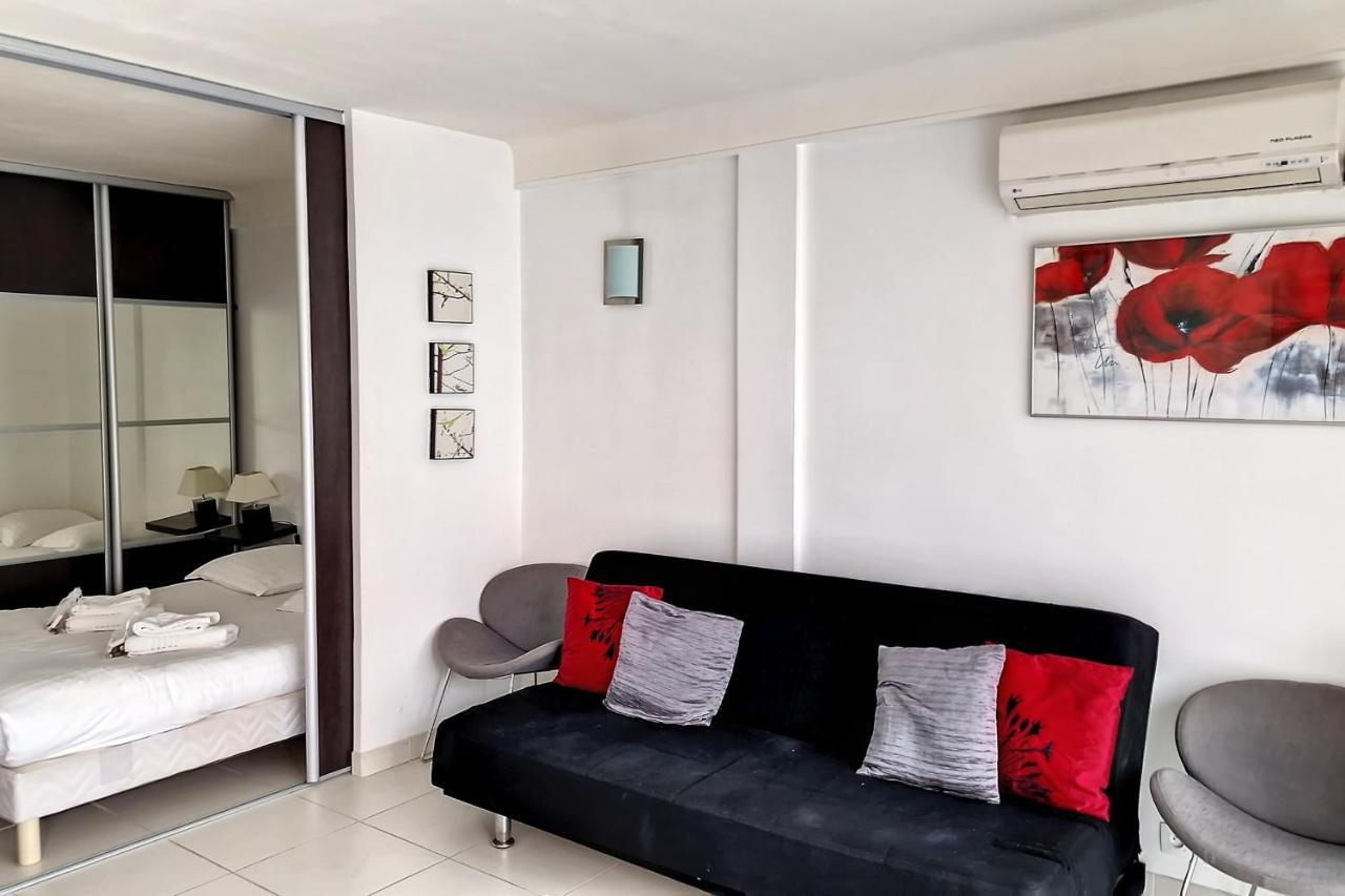 Henri Camille Real Estate - Rouaze - 50m Croisette Apartment Cannes